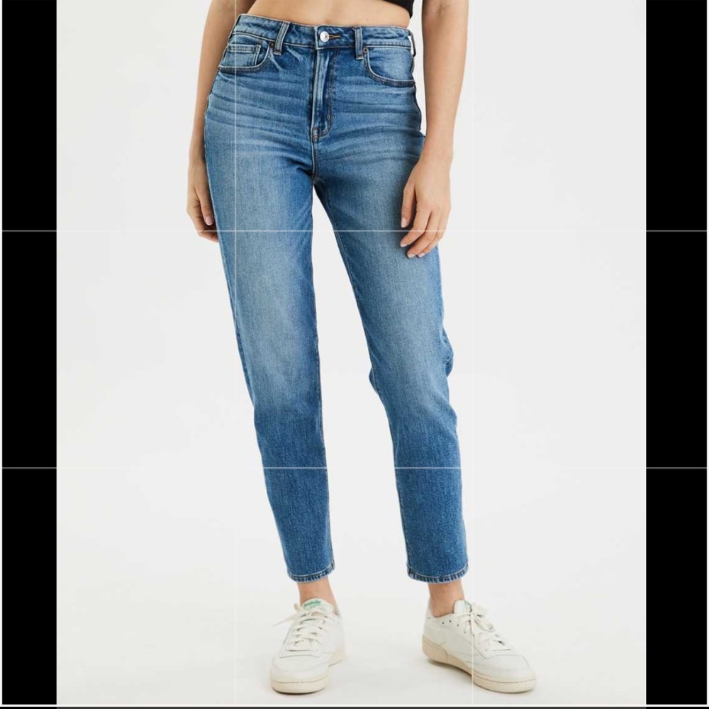 American Eagle Mom Jeans